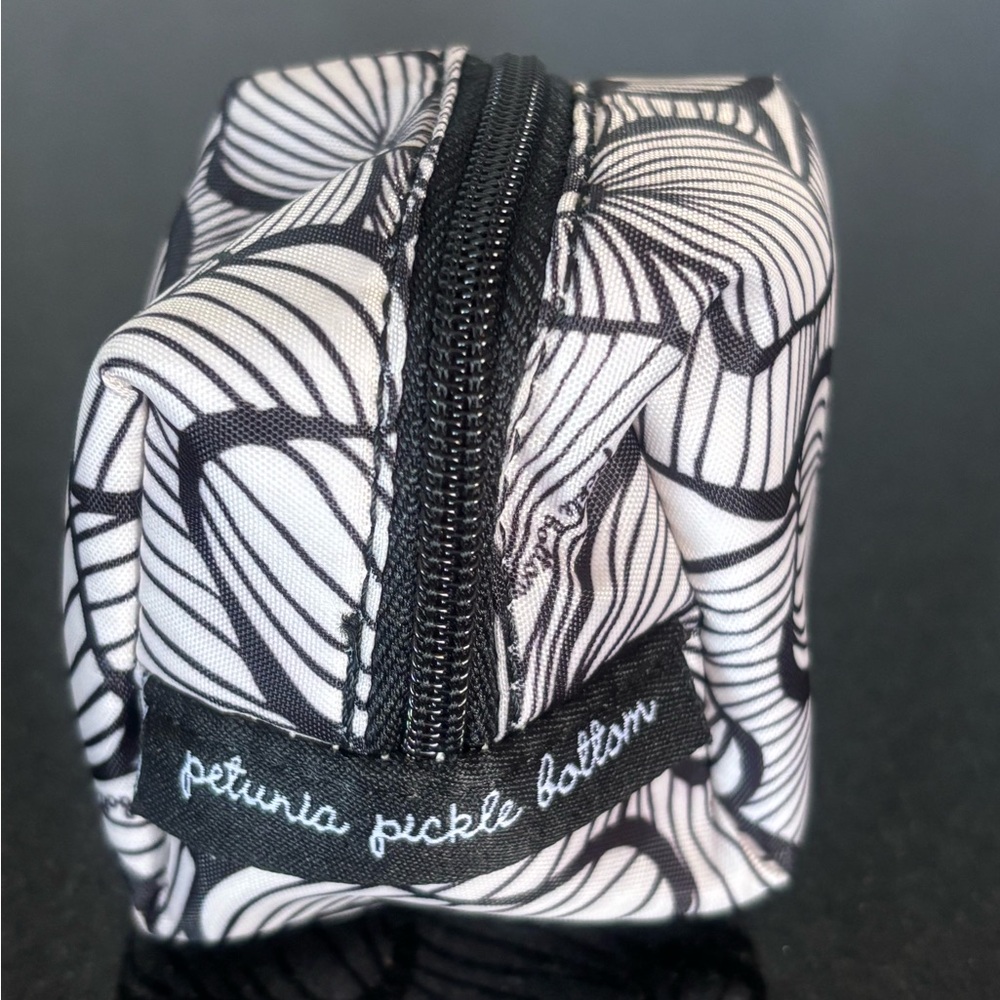 Petunia Pickle Bottom Floral Pacifier Porter pouch-New